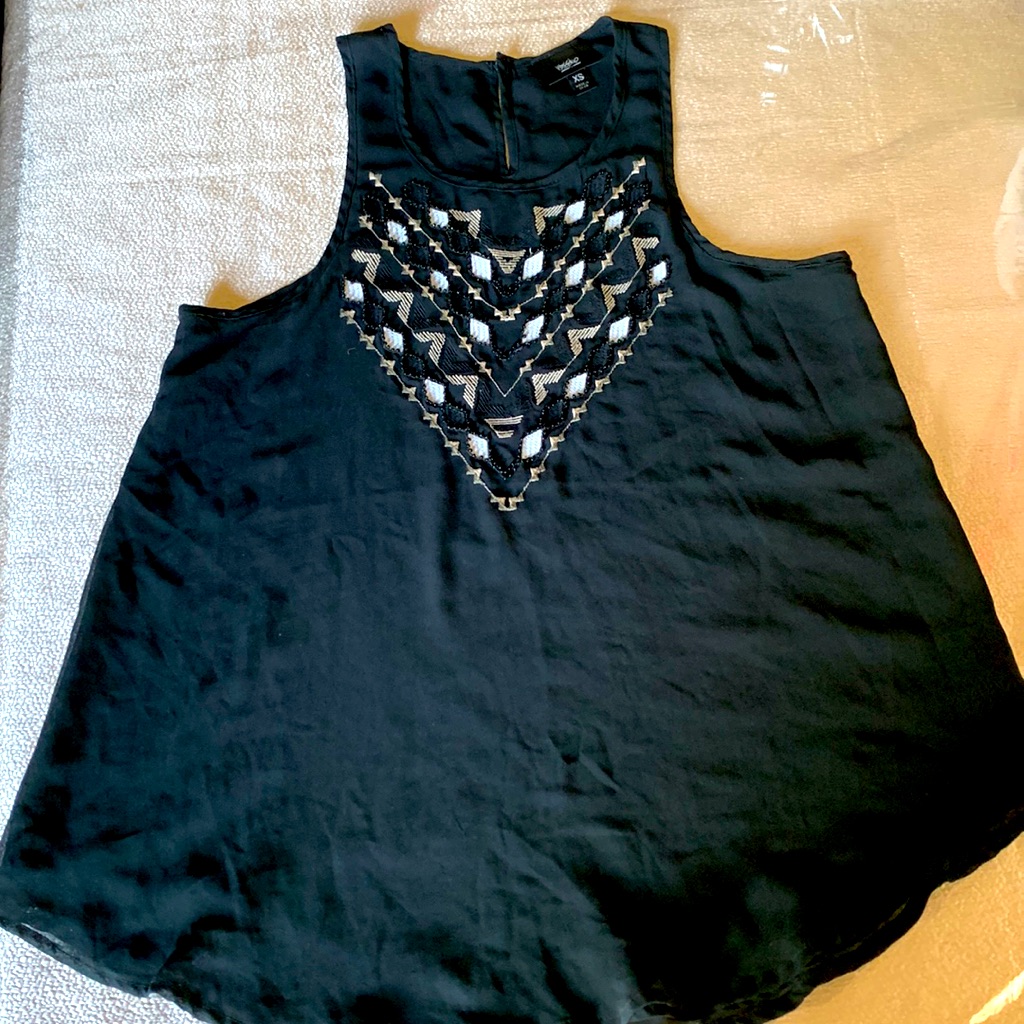Mossimo Thread/Bead Tank